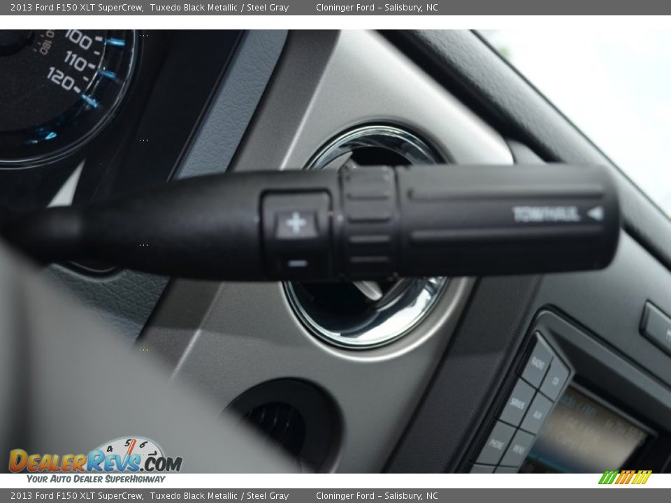 2013 Ford F150 XLT SuperCrew Tuxedo Black Metallic / Steel Gray Photo #18