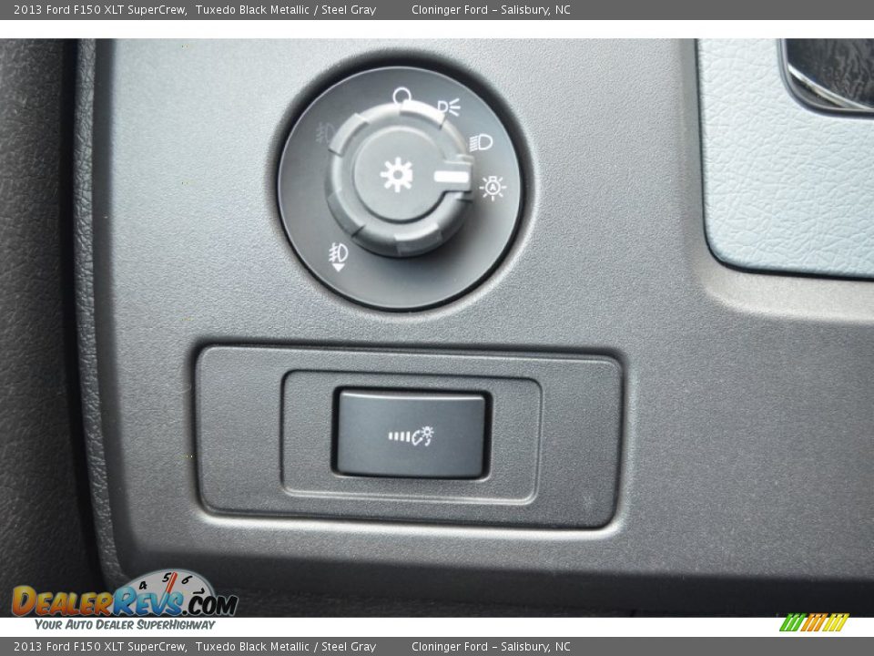 2013 Ford F150 XLT SuperCrew Tuxedo Black Metallic / Steel Gray Photo #19