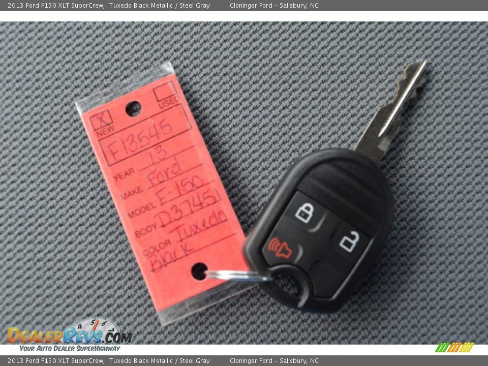 2013 Ford F150 XLT SuperCrew Tuxedo Black Metallic / Steel Gray Photo #21
