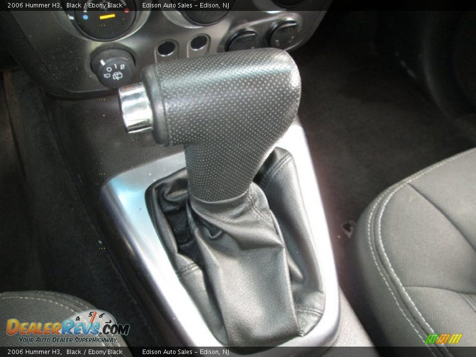 2006 Hummer H3  Shifter Photo #19