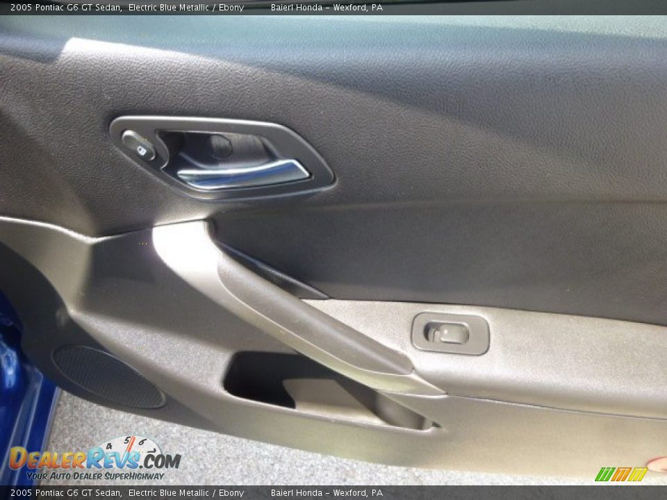 2005 Pontiac G6 GT Sedan Electric Blue Metallic / Ebony Photo #12