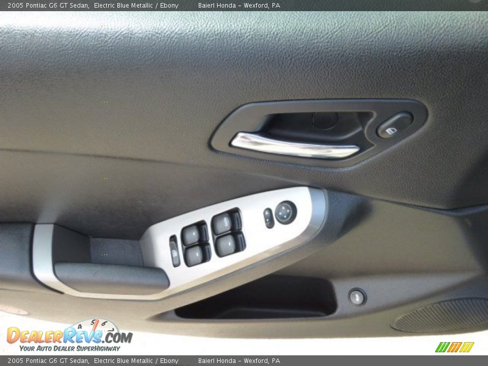 2005 Pontiac G6 GT Sedan Electric Blue Metallic / Ebony Photo #18