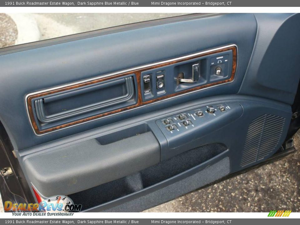 1991 Buick Roadmaster Estate Wagon Dark Sapphire Blue Metallic / Blue Photo #12