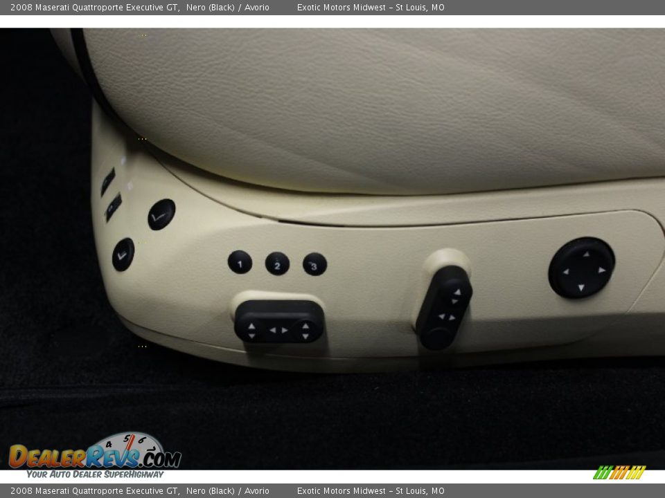 Controls of 2008 Maserati Quattroporte Executive GT Photo #26