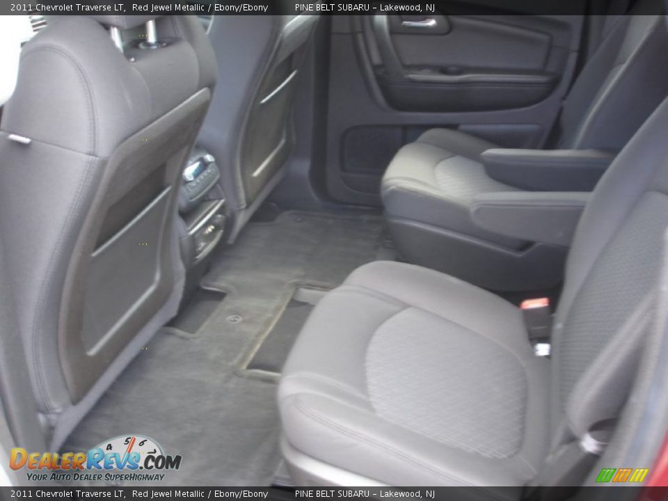 2011 Chevrolet Traverse LT Red Jewel Metallic / Ebony/Ebony Photo #10