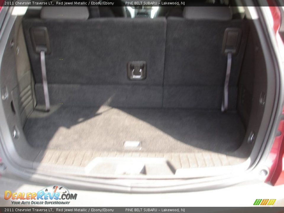 2011 Chevrolet Traverse LT Red Jewel Metallic / Ebony/Ebony Photo #25