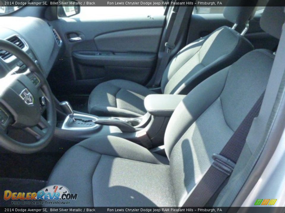 Front Seat of 2014 Dodge Avenger SE Photo #12