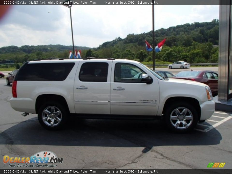 2009 GMC Yukon XL SLT 4x4 White Diamond Tricoat / Light Tan Photo #4