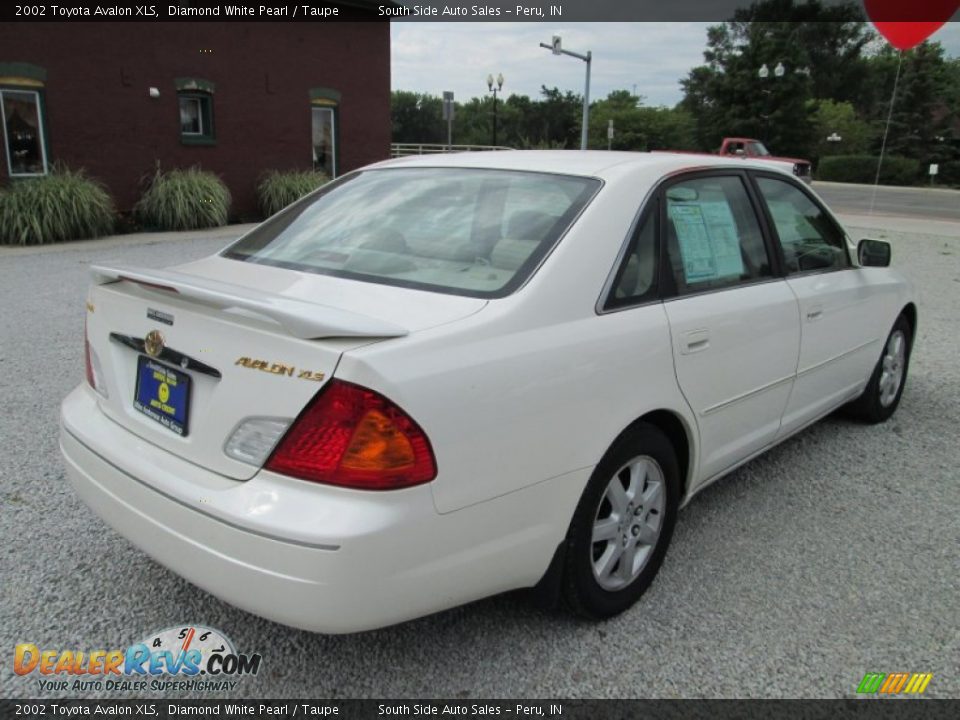 2002 Toyota Avalon XLS Diamond White Pearl / Taupe Photo #5
