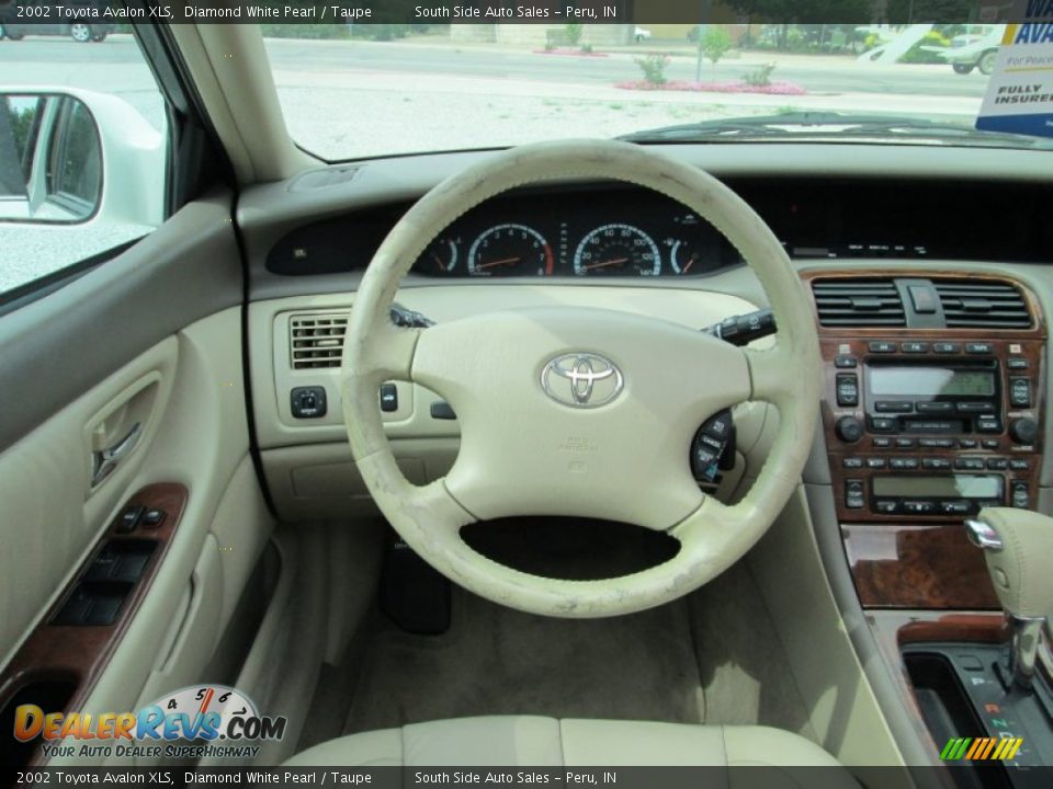2002 Toyota Avalon XLS Diamond White Pearl / Taupe Photo #7