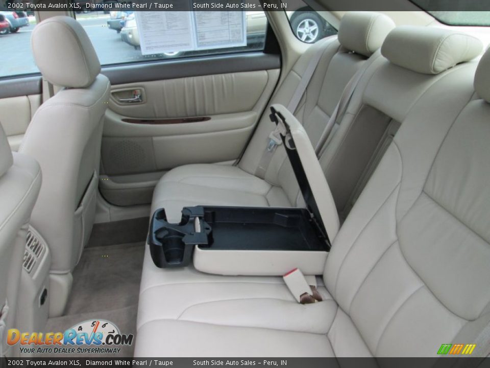 2002 Toyota Avalon XLS Diamond White Pearl / Taupe Photo #18
