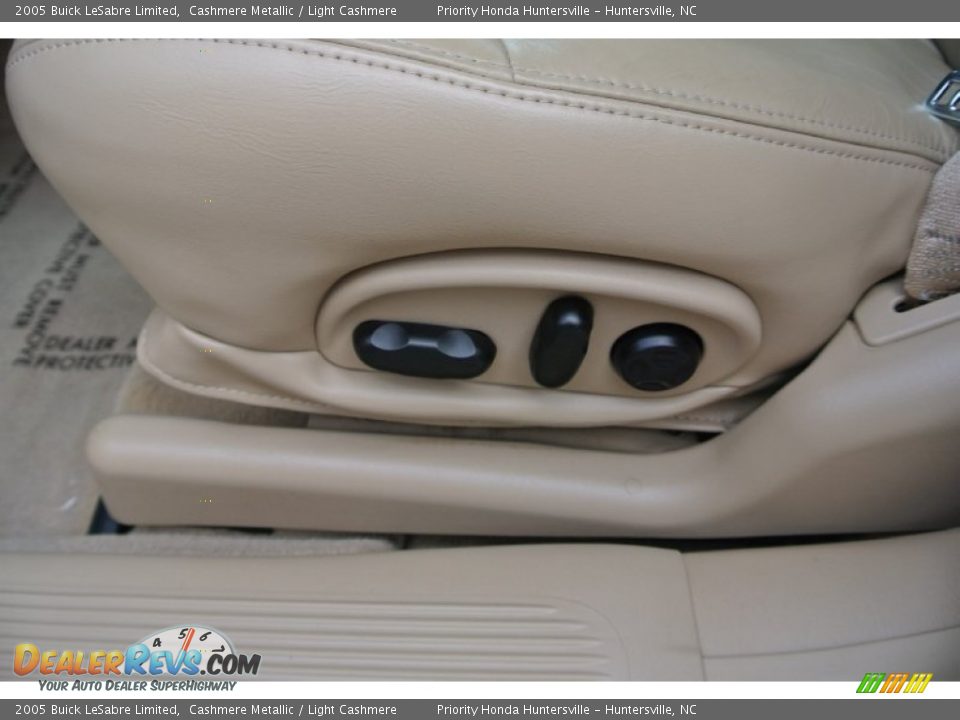 2005 Buick LeSabre Limited Cashmere Metallic / Light Cashmere Photo #9
