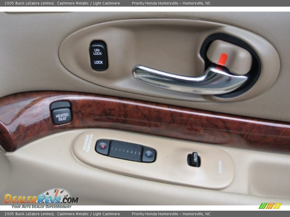 2005 Buick LeSabre Limited Cashmere Metallic / Light Cashmere Photo #24