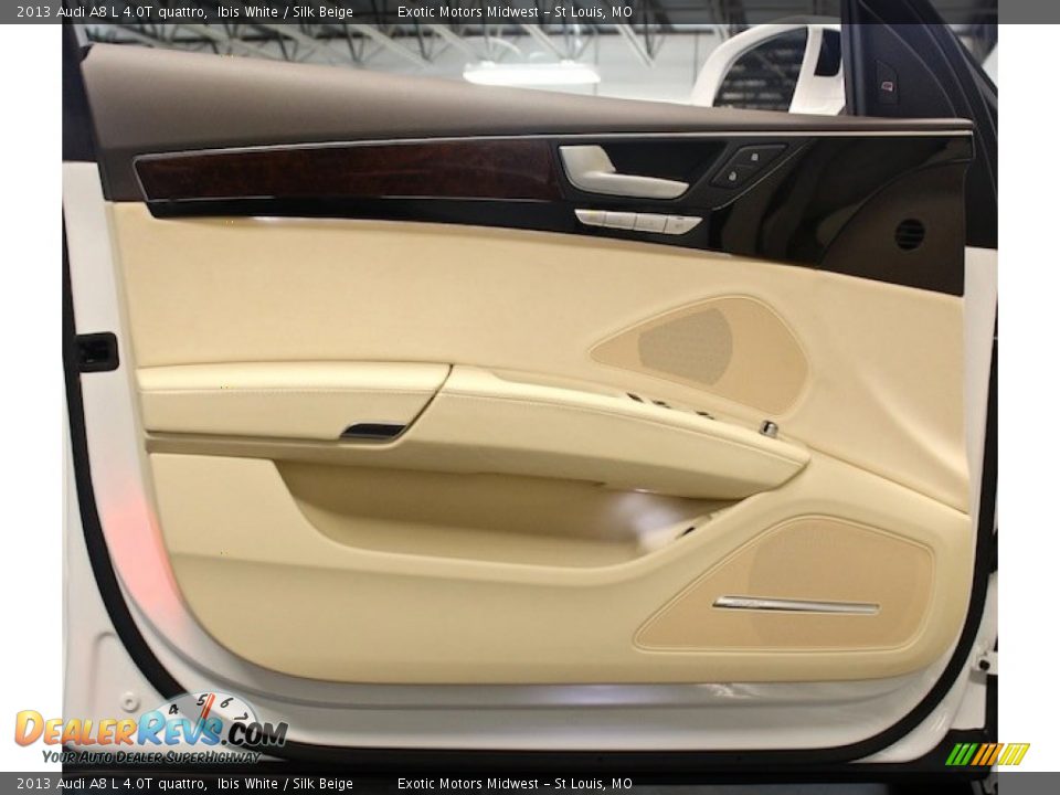 Door Panel of 2013 Audi A8 L 4.0T quattro Photo #26