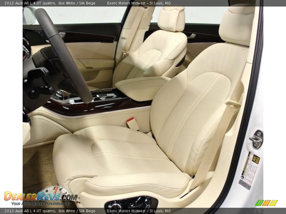 Front Seat of 2013 Audi A8 L 4.0T quattro Photo #32