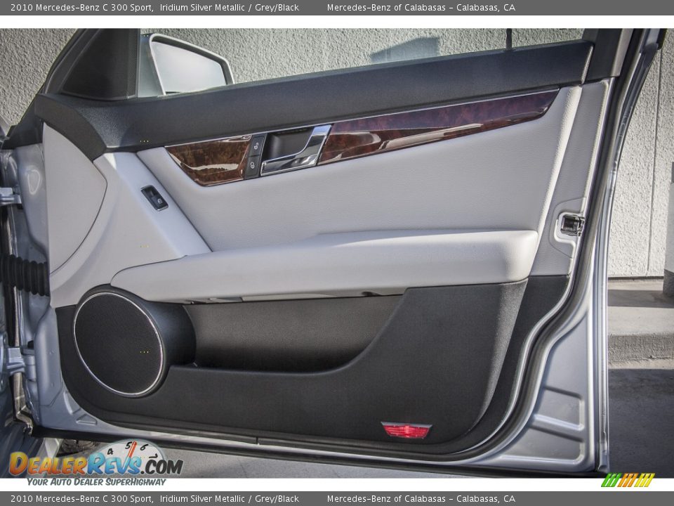 2010 Mercedes-Benz C 300 Sport Iridium Silver Metallic / Grey/Black Photo #24