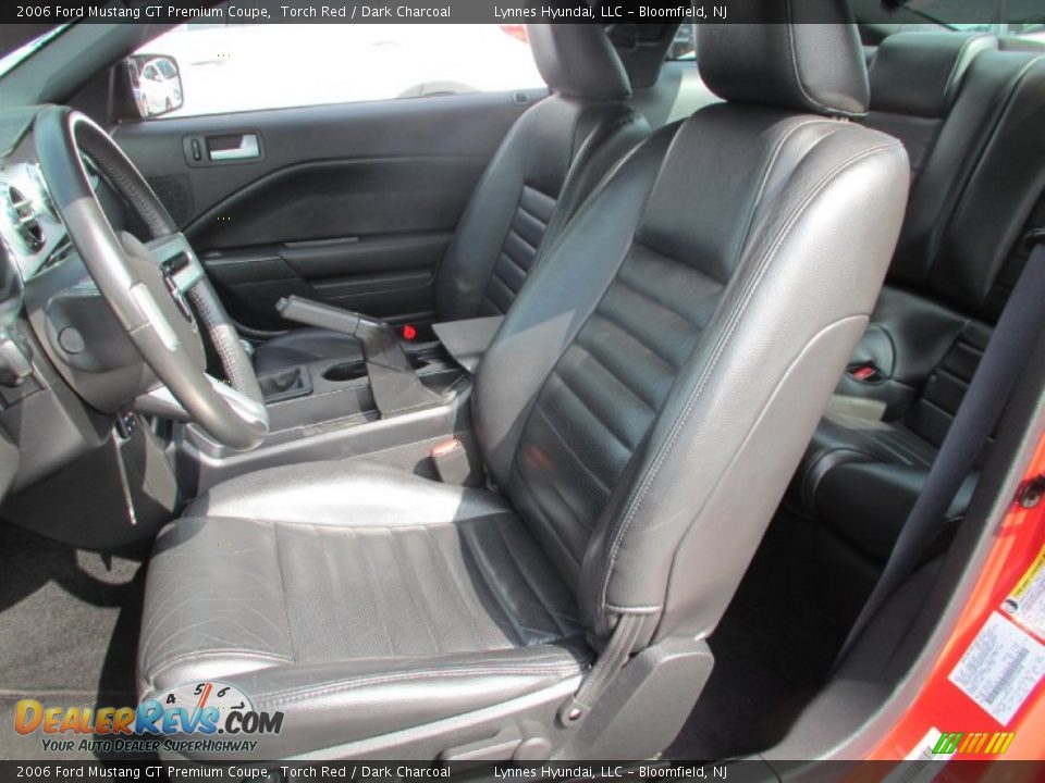 2006 Ford Mustang GT Premium Coupe Torch Red / Dark Charcoal Photo #7