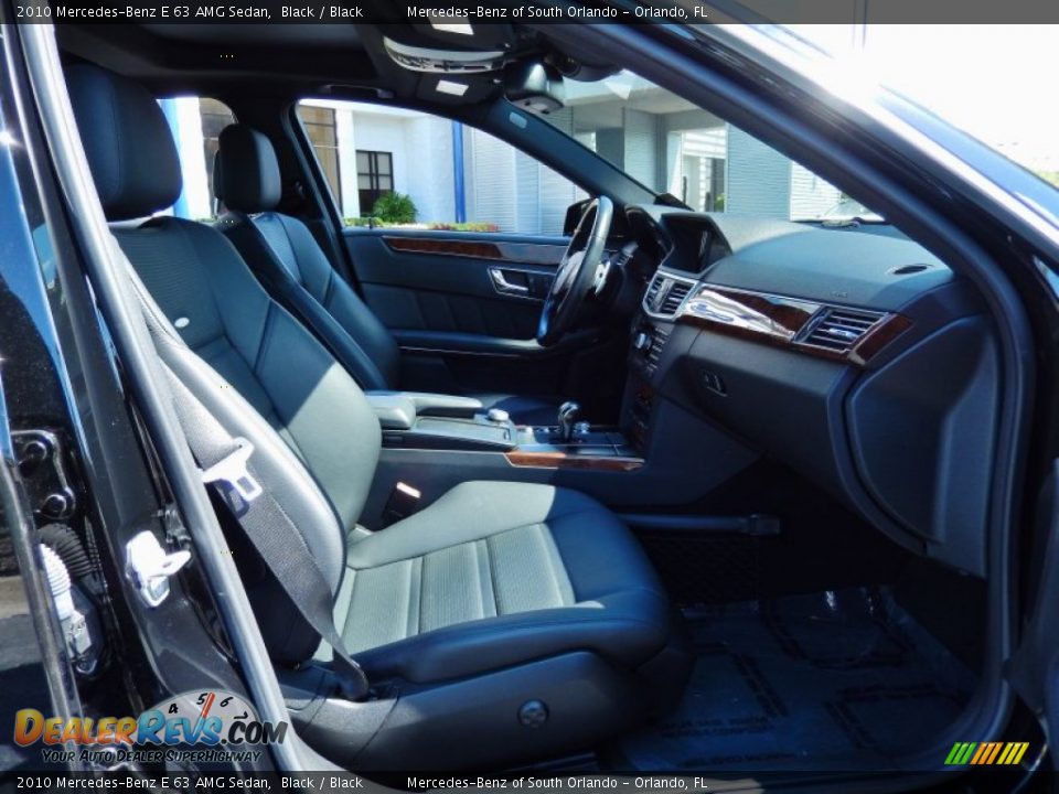 2010 Mercedes-Benz E 63 AMG Sedan Black / Black Photo #19