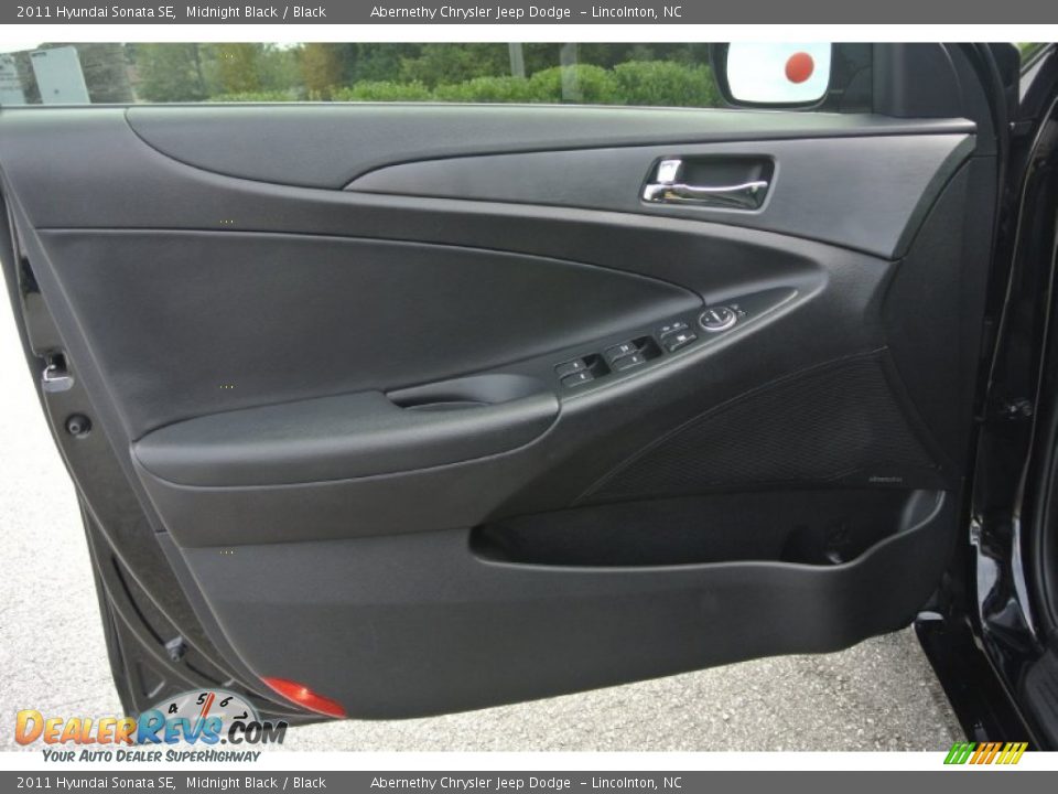 2011 Hyundai Sonata SE Midnight Black / Black Photo #7