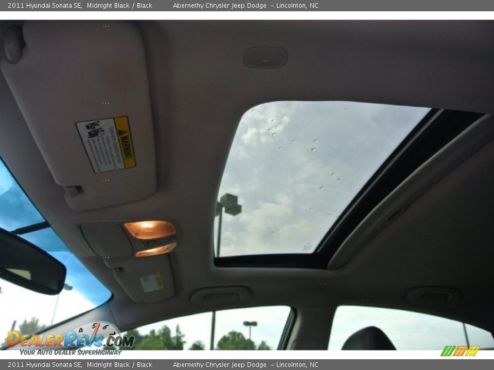 2011 Hyundai Sonata SE Midnight Black / Black Photo #10