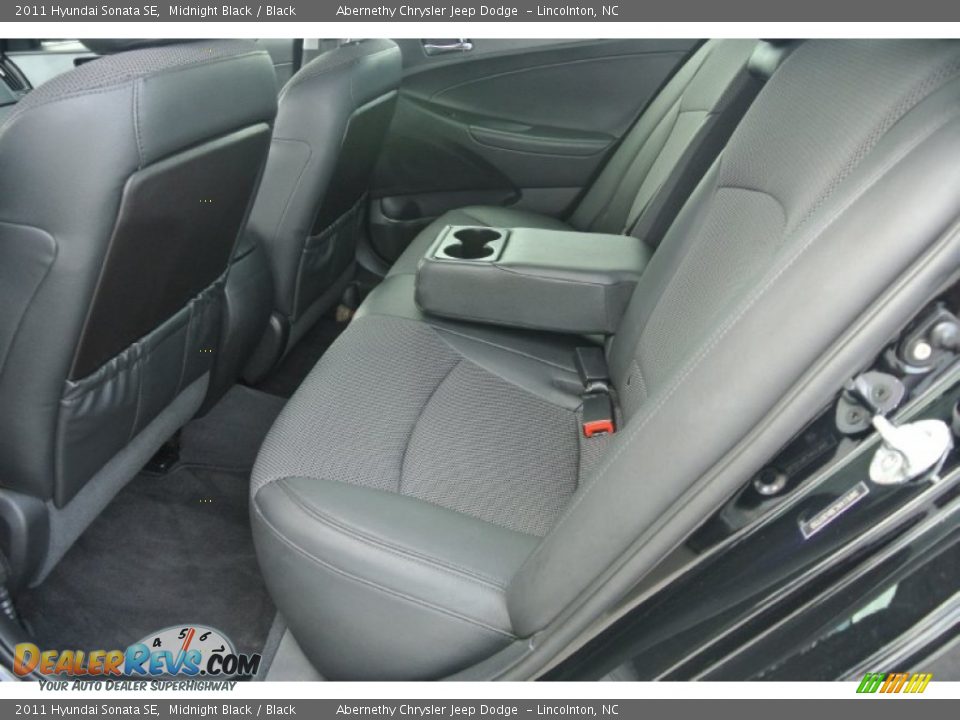 2011 Hyundai Sonata SE Midnight Black / Black Photo #15