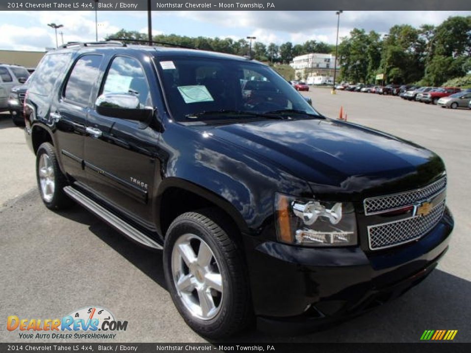 Front 3/4 View of 2014 Chevrolet Tahoe LS 4x4 Photo #2