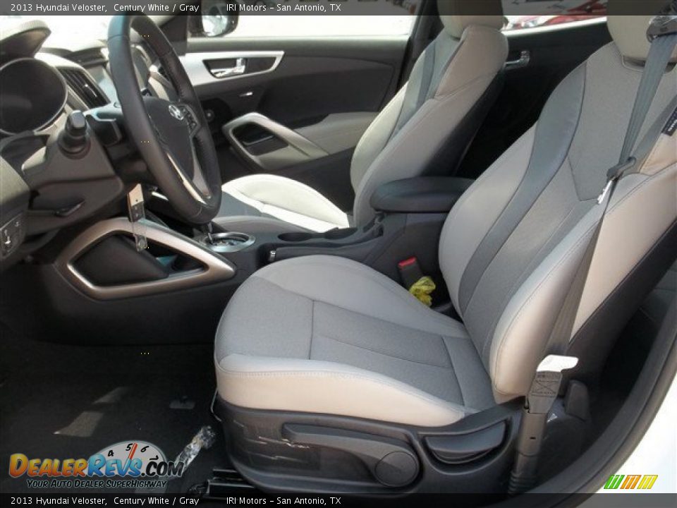 2013 Hyundai Veloster Century White / Gray Photo #14