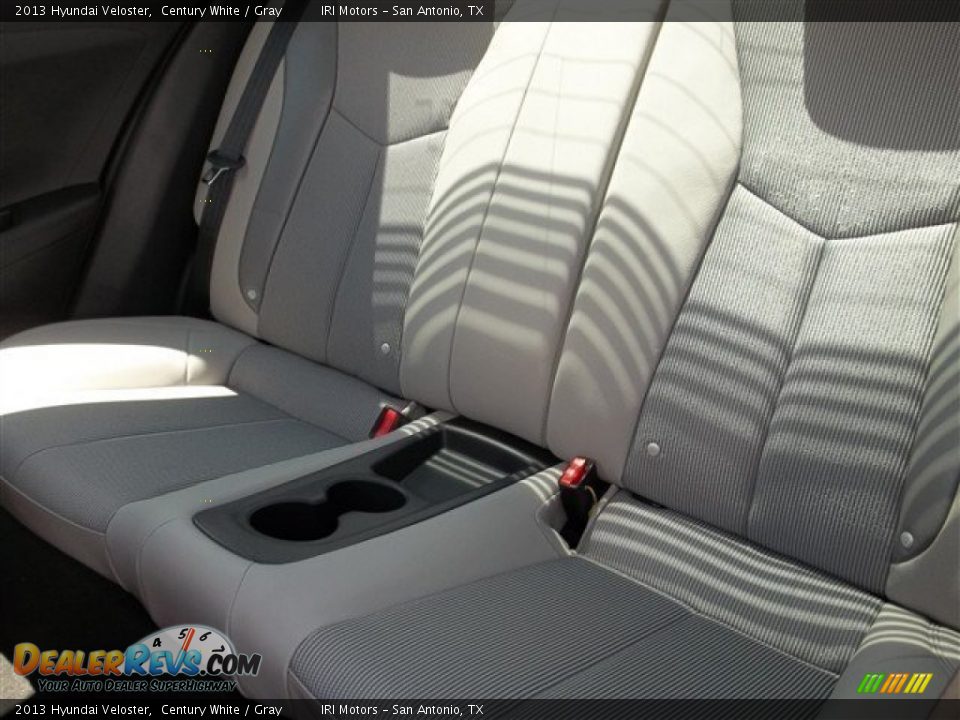 2013 Hyundai Veloster Century White / Gray Photo #15