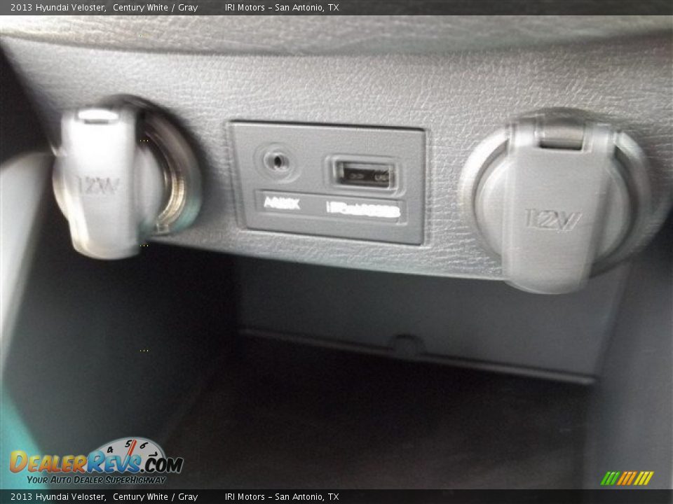 2013 Hyundai Veloster Century White / Gray Photo #24