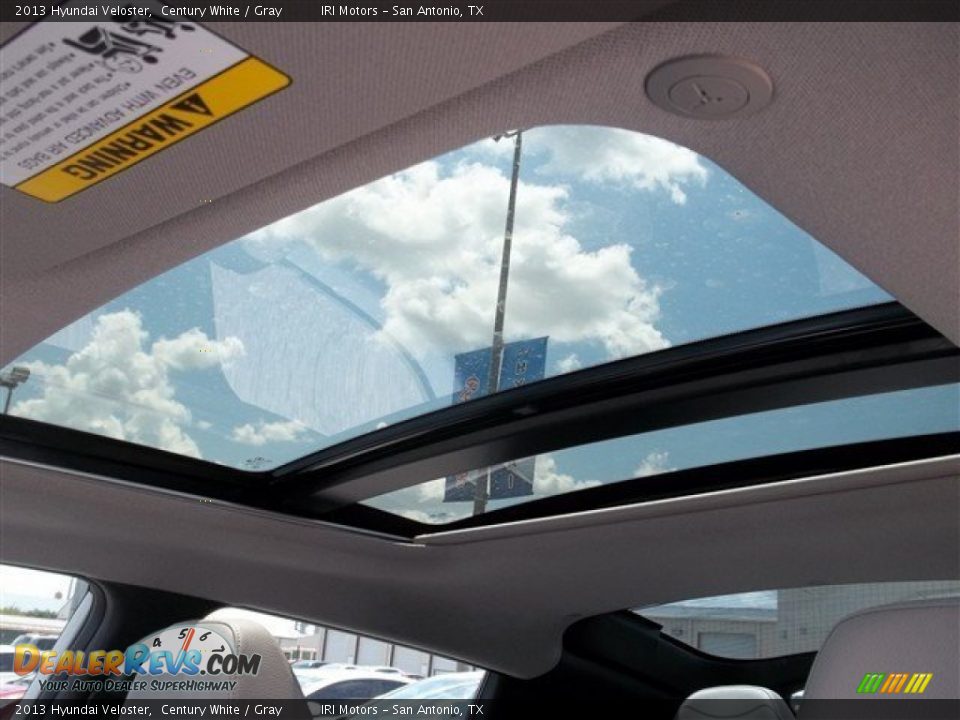 2013 Hyundai Veloster Century White / Gray Photo #26