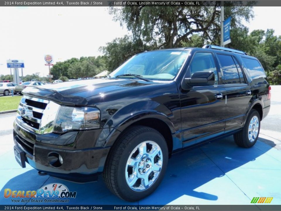 Front 3/4 View of 2014 Ford Expedition Limited 4x4 Photo #1