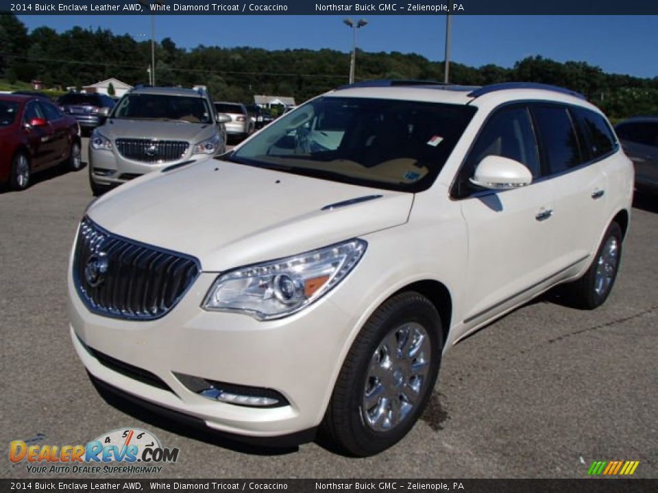 Front 3/4 View of 2014 Buick Enclave Leather AWD Photo #2