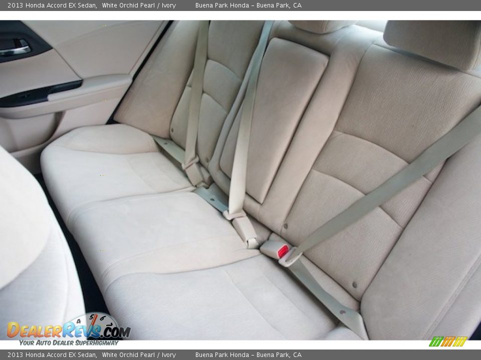 2013 Honda Accord EX Sedan White Orchid Pearl / Ivory Photo #16