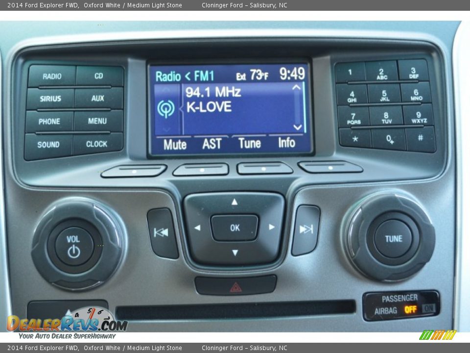 2014 Ford Explorer FWD Oxford White / Medium Light Stone Photo #11