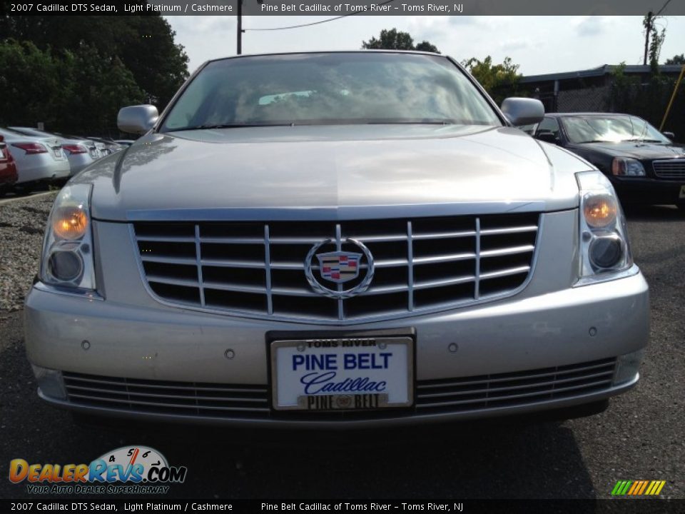 2007 Cadillac DTS Sedan Light Platinum / Cashmere Photo #2