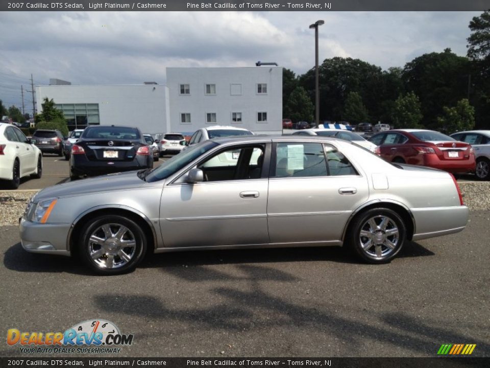 2007 Cadillac DTS Sedan Light Platinum / Cashmere Photo #4