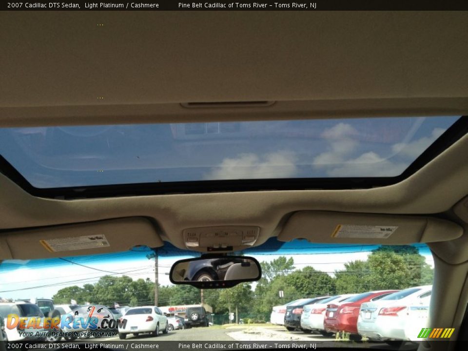 2007 Cadillac DTS Sedan Light Platinum / Cashmere Photo #8