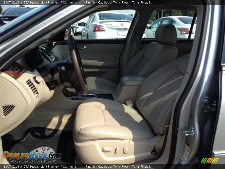 2007 Cadillac DTS Sedan Light Platinum / Cashmere Photo #11