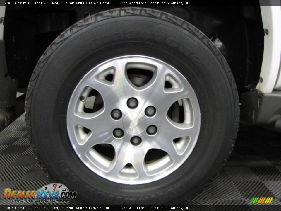 2005 Chevrolet Tahoe Z71 4x4 Summit White / Tan/Neutral Photo #26