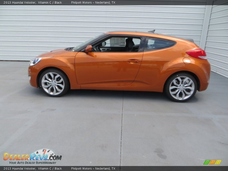 2013 Hyundai Veloster Vitamin C / Black Photo #7