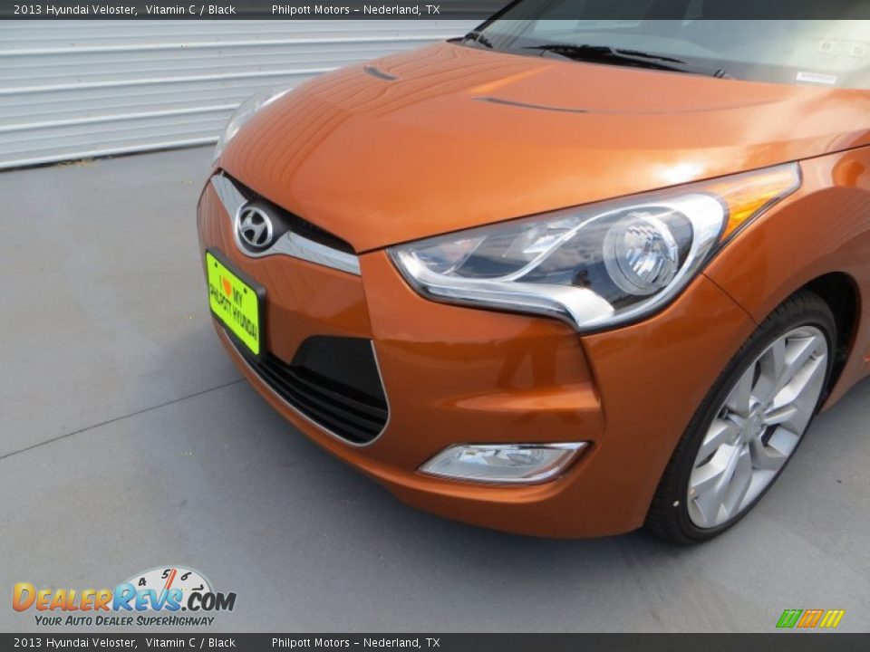 2013 Hyundai Veloster Vitamin C / Black Photo #11