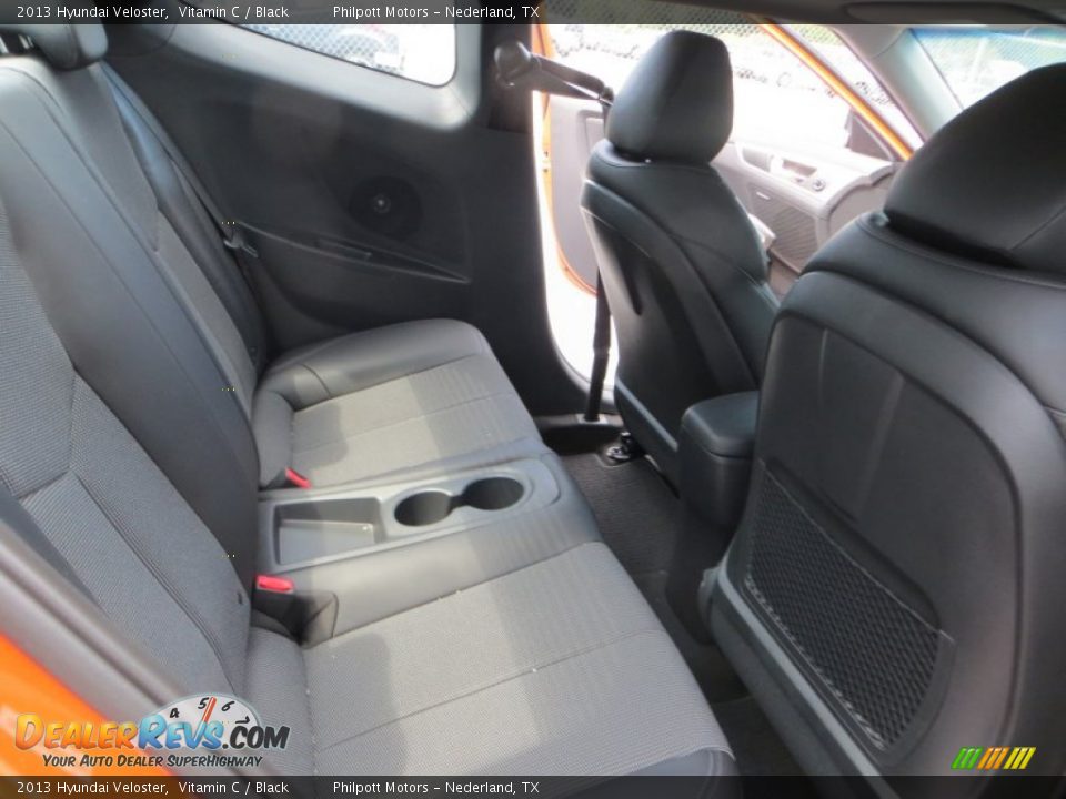 2013 Hyundai Veloster Vitamin C / Black Photo #19