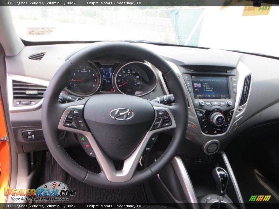 2013 Hyundai Veloster Vitamin C / Black Photo #23