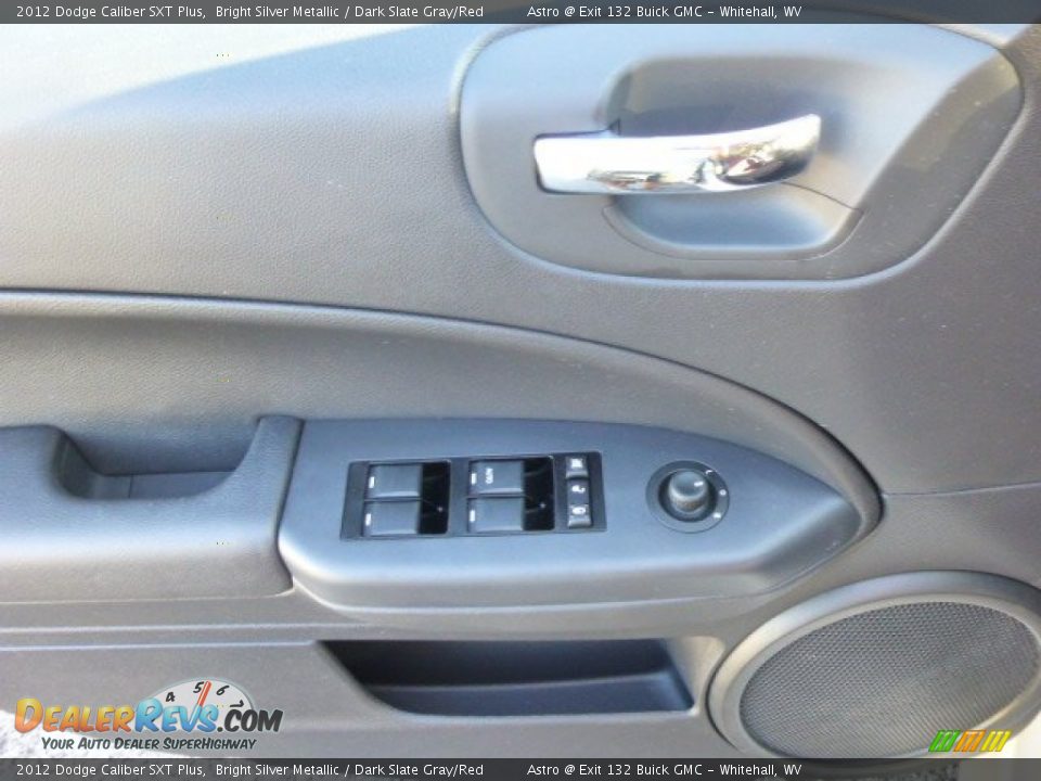 Door Panel of 2012 Dodge Caliber SXT Plus Photo #17