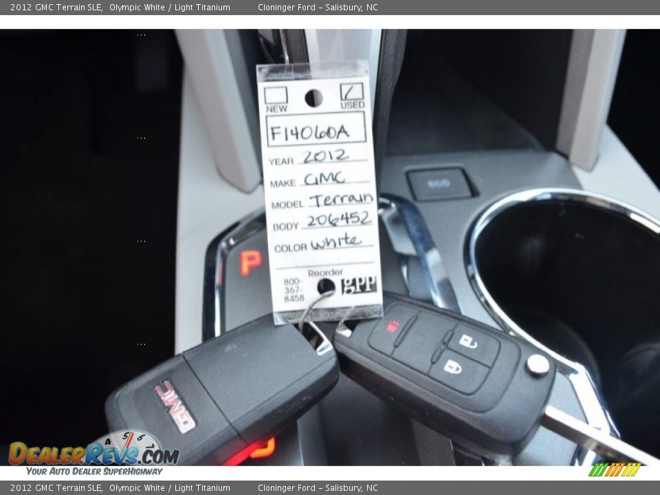 2012 GMC Terrain SLE Olympic White / Light Titanium Photo #23