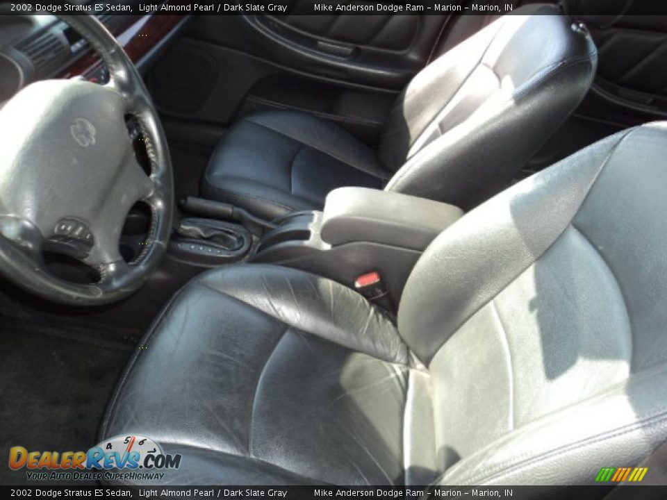 2002 Dodge Stratus ES Sedan Light Almond Pearl / Dark Slate Gray Photo #5