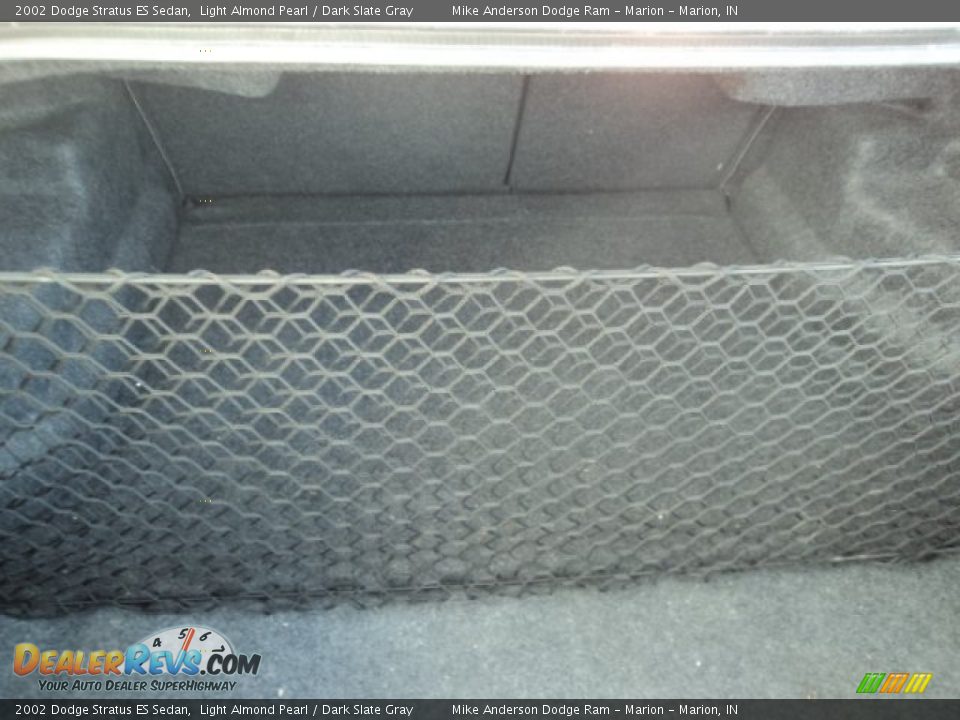 2002 Dodge Stratus ES Sedan Light Almond Pearl / Dark Slate Gray Photo #10