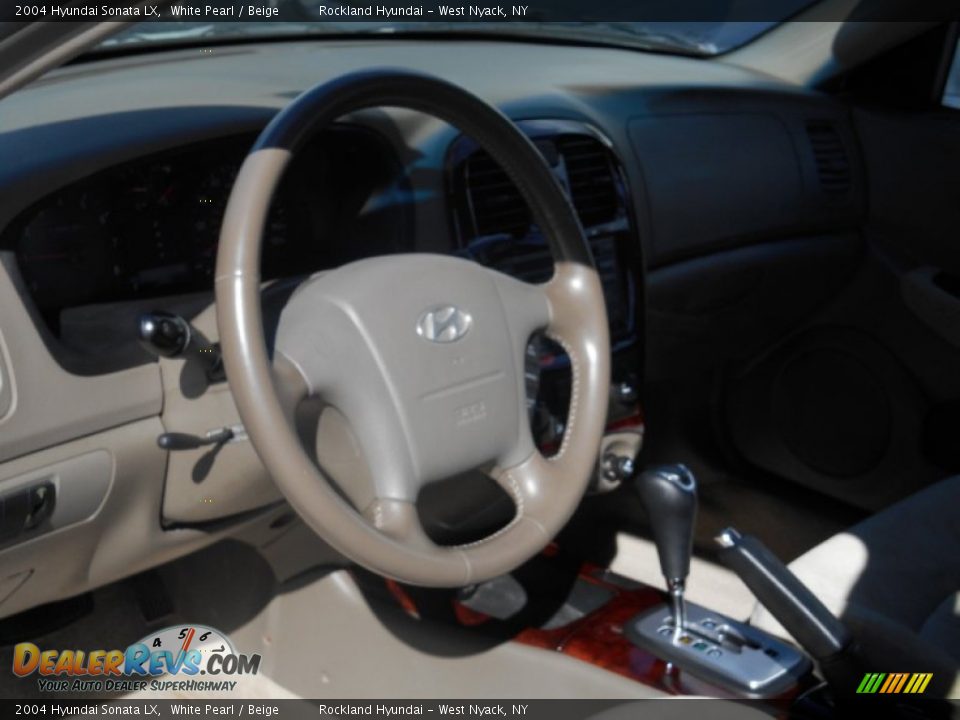2004 Hyundai Sonata LX White Pearl / Beige Photo #9