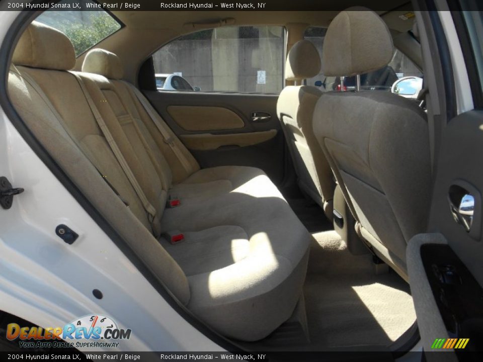 2004 Hyundai Sonata LX White Pearl / Beige Photo #20