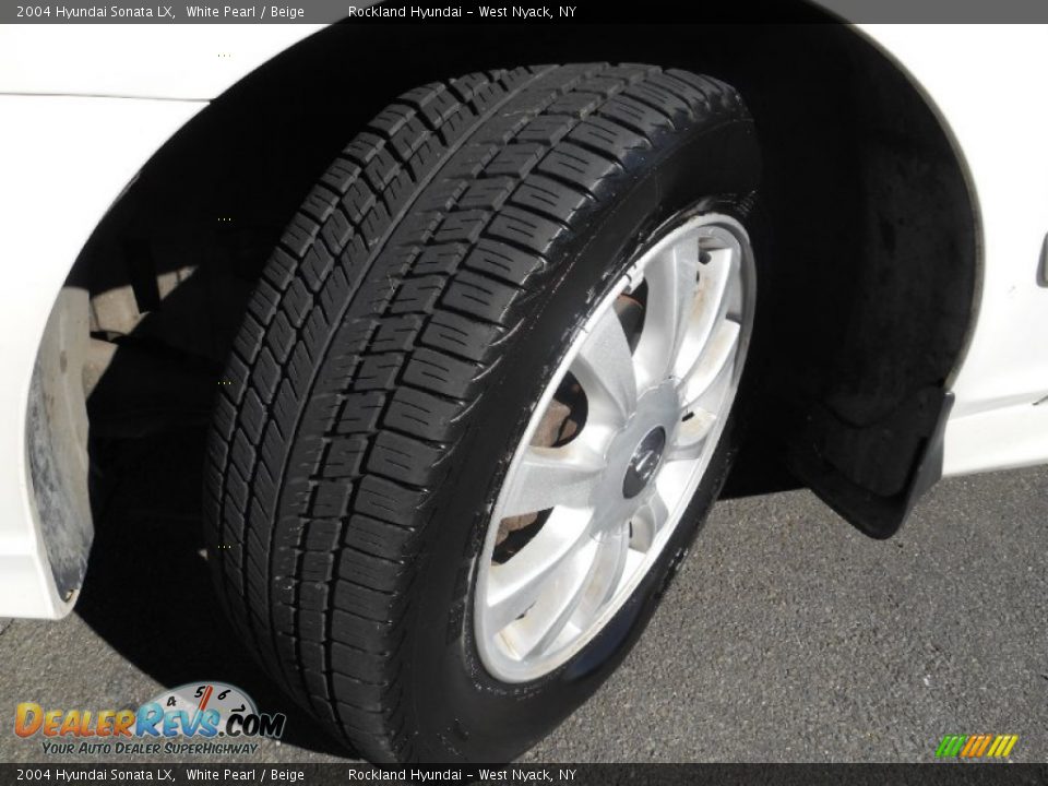 2004 Hyundai Sonata LX White Pearl / Beige Photo #25